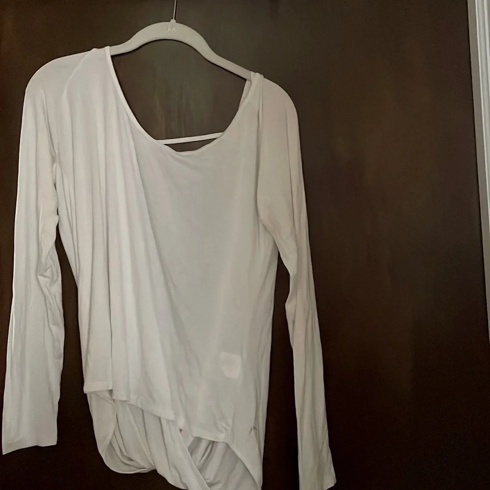 ✨ ZYIA 🌙✨White Namaste Long Sleeve T - Picture 3 of 9